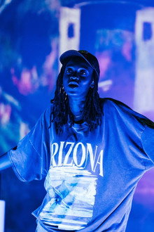 Little Simz à l'Atelier des Lumières