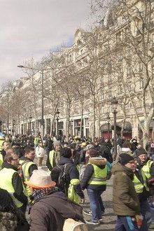 Un Peuple