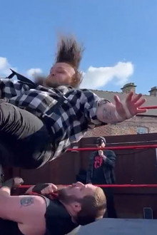 KCW: Every Rose has it's Thorne