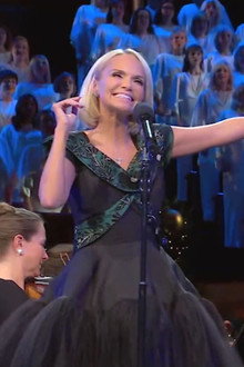 Angels Among Us: The Tabernacle Choir at Temple Square featuring Kristin Chenoweth