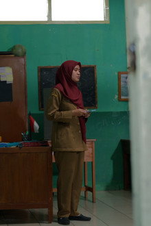 MENCERDASKAN KEHIDUPAN BANGSA