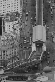 Paris, un jour de mai