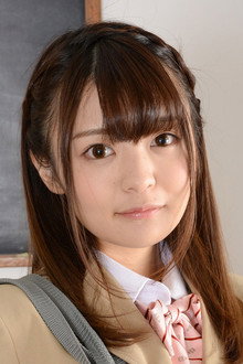 栗栖みなみ