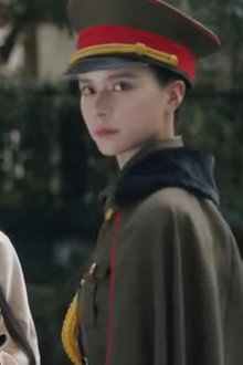 Miss Shen and the Woman Warlord