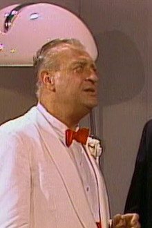 The Rodney Dangerfield Show: It's Not Easy Bein' Me
