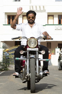 அண்ணனுக்கு ஜே