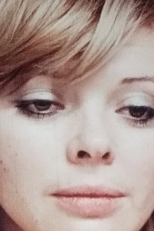 Die Blonde da oben