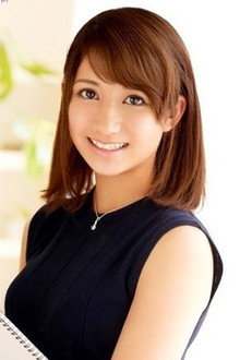 高城アミナ