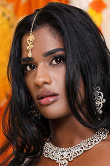 Suraya Ndia