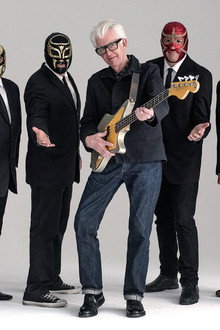 Nick Lowe with Los Straitjackets: Live from First Avenue