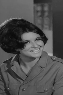 فتاة الاستعراض