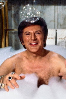 Leapin' Lizards, It's Liberace!