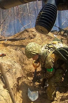 Ukraine's Civilian Soldiers: The War Recorded on Smartphones