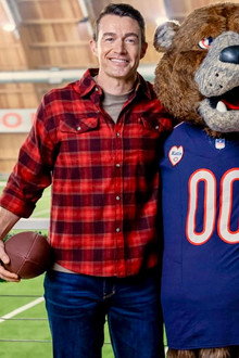 Holiday Touchdown: A Bears Love Story