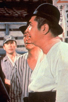 極道罷り通る