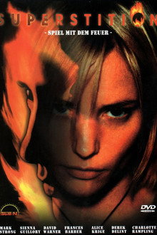 Superstition - Spiel mit dem Feuer
