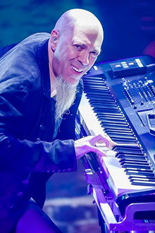 Dream Theater: Breaking The Fourth Wall