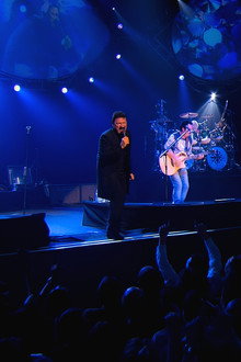 Toto: Falling in Between Live