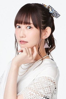 大関英里