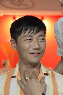 에로틱 두피 관리샵