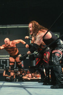 WWE InVasion