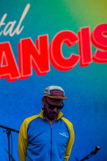 Horizontal Francis en concert aux Vieilles Charrues 2025