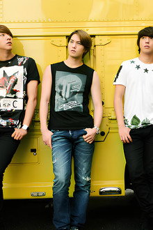 The Story of CNBLUE:NEVER STOP
