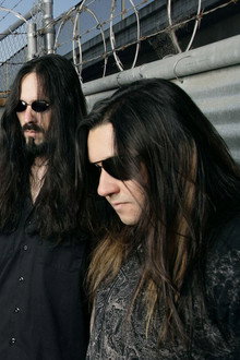 Testament - Dark Roots of Thrash