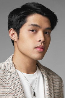 Elijah Canlas