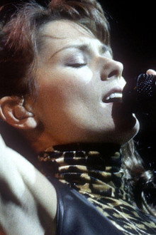 Shania Twain: Empowerment