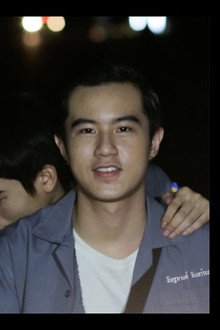 เพื่อนเป็นอีกคนหนึ่ง