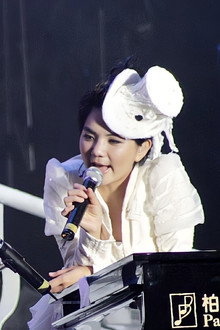 S.H.E 移动城堡演唱会