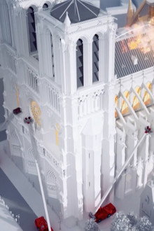 Notre-Dame: Race Against the Inferno