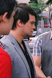Moron 5 and the Crying Lady