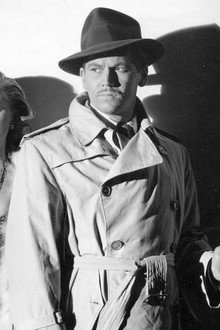 Bulldog Drummond Strikes Back