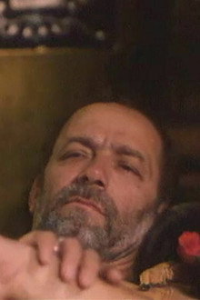 Vilko dantų karoliai