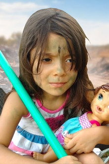 PÊPPA A MENINA ABANDONADA NO LIXÃO!!