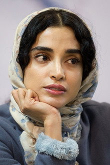 Elahe Hesari