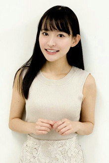 高崎かなみ