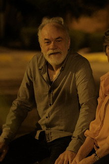 A Metade de Nós