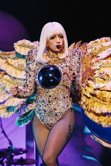 Lady Gaga's artRAVE - The ARTPOP Ball