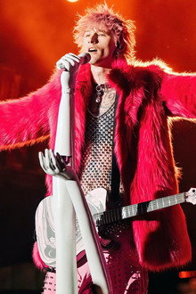 Mainstream Sellout Live From Cleveland: The Pink Era