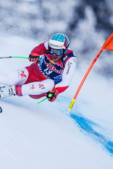 Downhill Skiers – Ain’t No Mountain Steep Enough