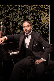 Mr Selfridge