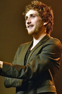 Baptiste Lecaplain se tape l'affiche