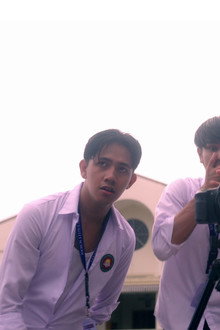 Guys! Action!