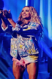 Carrie Underwood: LIVE