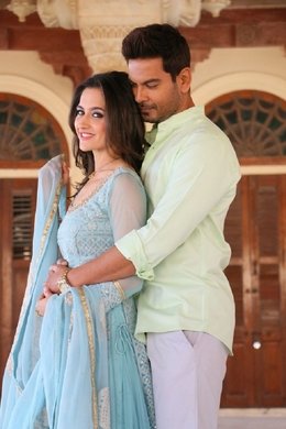 Love Ka Hai Intezaar season poster