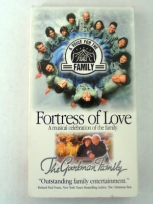 Poster The Goodman Family - Fortress of Love 2000