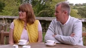 Escape to the Country Season 20 :Episode 17  Devon